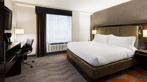 Holiday Inn Lower East Side an IHG Hotel - image 25