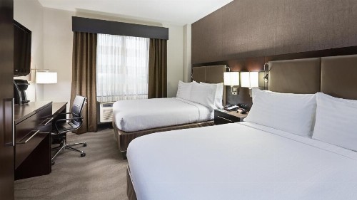 Holiday Inn Lower East Side an IHG Hotel - image 32