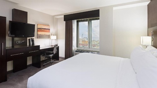 Holiday Inn Lower East Side an IHG Hotel - image 34