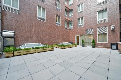 Holiday Inn Lower East Side an IHG Hotel - image 6