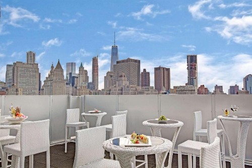 Wyndham Garden Chinatown - image 15