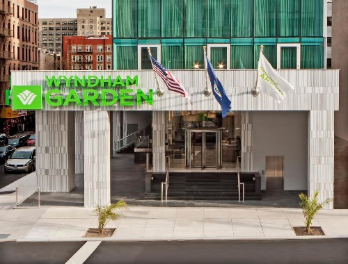 Wyndham Garden Chinatown - image 45