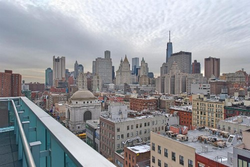 Wyndham Garden Chinatown - image 9