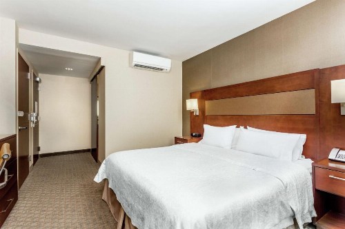 Hampton Inn Manhattan Grand Central - image 31