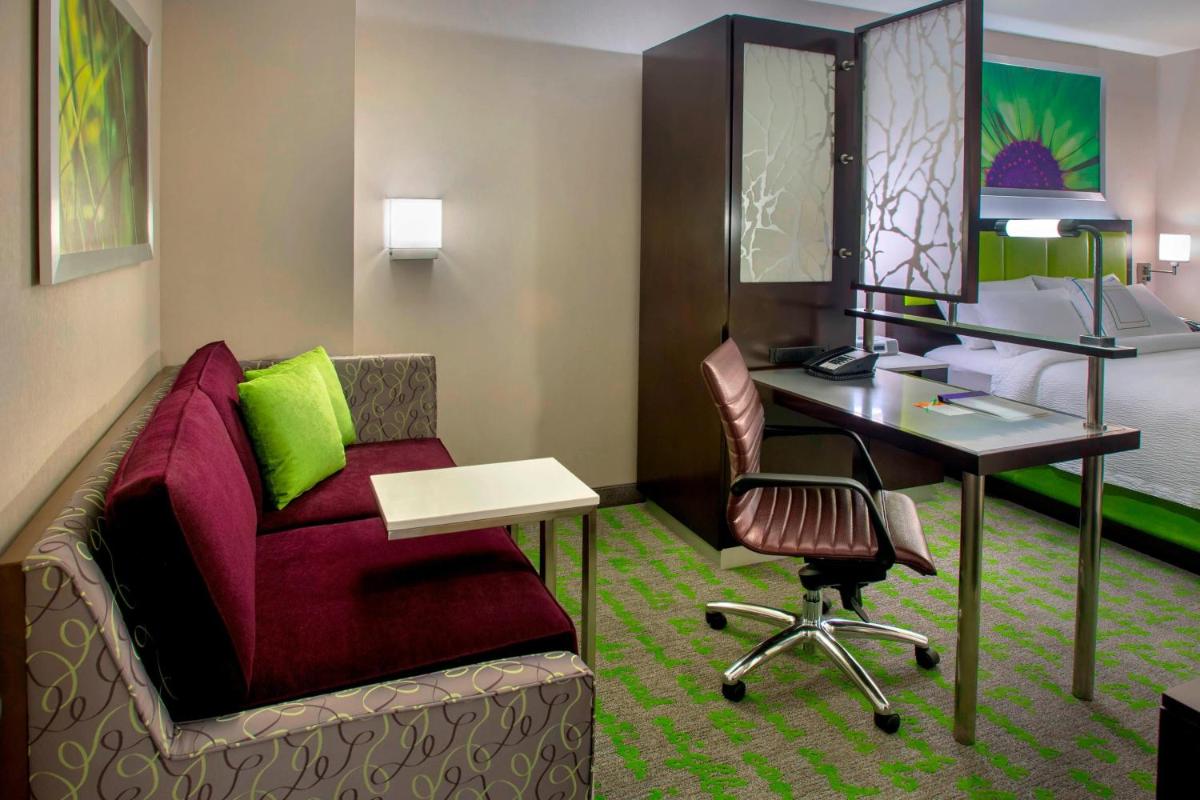 SpringHill Suites by Marriott New York Midtown Manhattan/Fifth Avenue - image 2