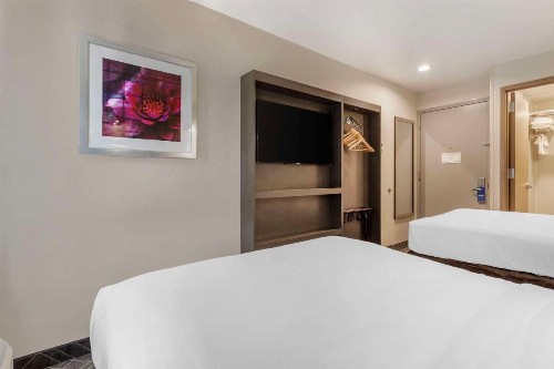Comfort Inn Midtown West - image 26