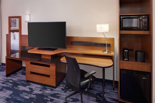 Fairfield Inn & Suites New York Manhattan/Downtown East - image 14