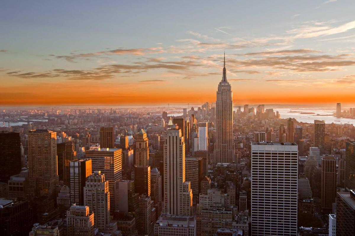 Fairfield Inn & Suites New York Manhattan/Downtown East - image 2