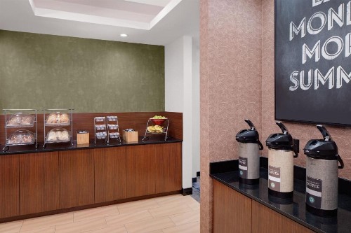Fairfield Inn & Suites New York Manhattan/Downtown East - image 21