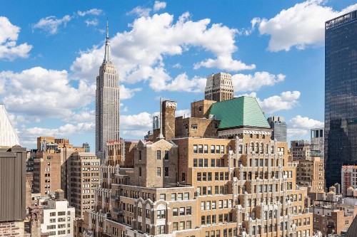Courtyard by Marriott Times Square West - image 1