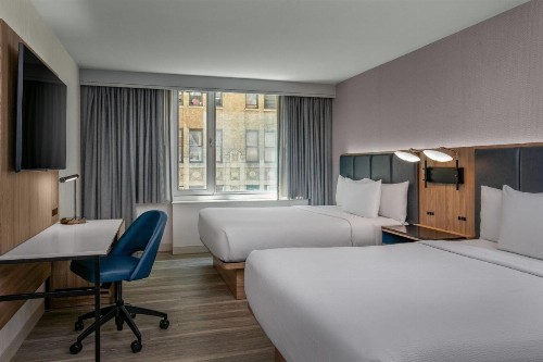Courtyard by Marriott Times Square West - image 17