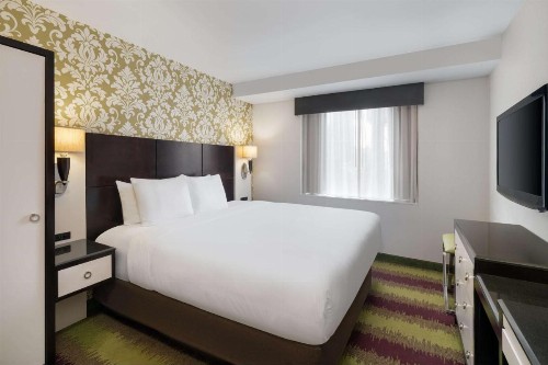 Best Western Premier Herald Square - image 12
