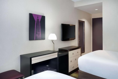 Best Western Premier Herald Square - image 22