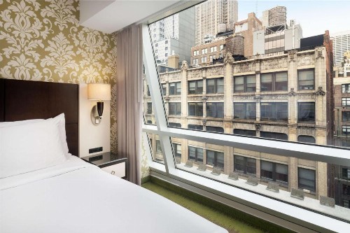 Best Western Premier Herald Square - image 3