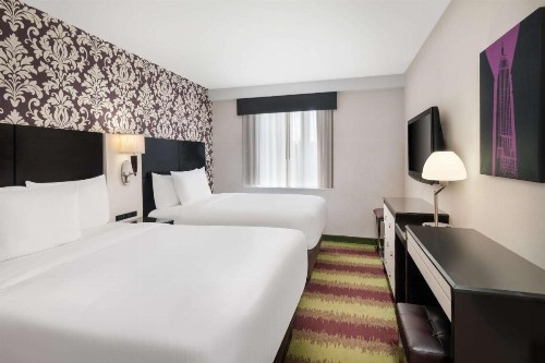 Best Western Premier Herald Square - image 31