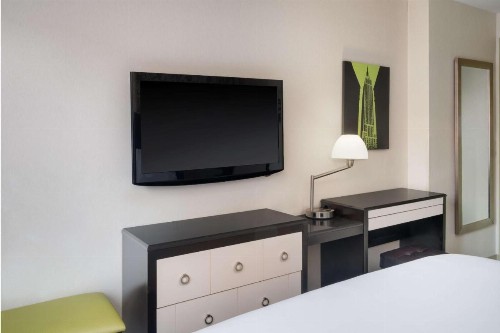 Best Western Premier Herald Square - image 8