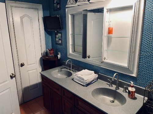 NYC Townhouse Apartment - image 22