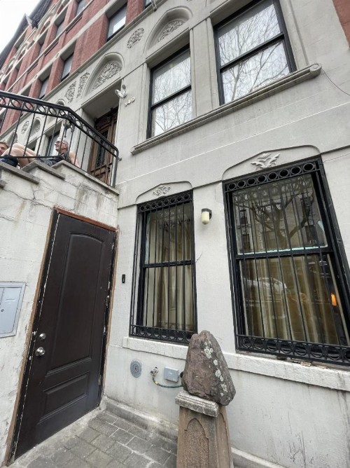 NYC Townhouse Apartment - image 7