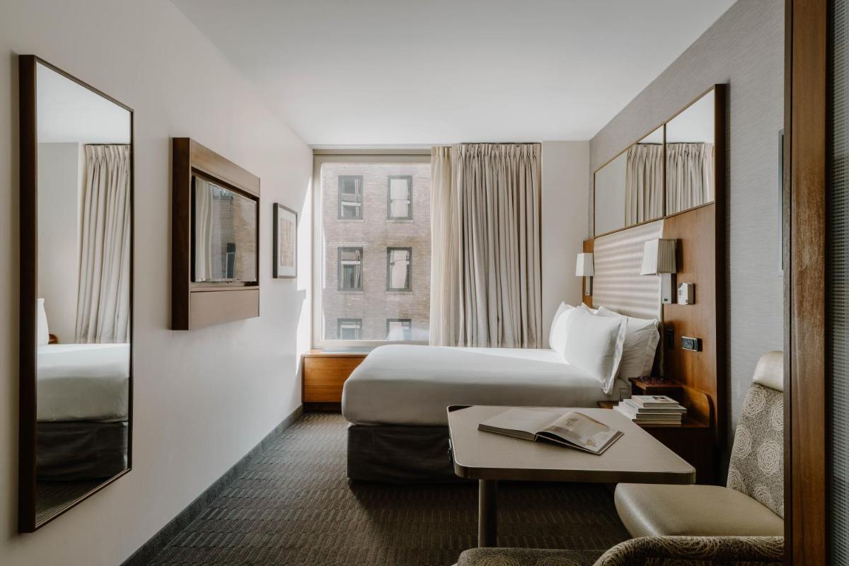Club Quarters Hotel Grand Central - image 2