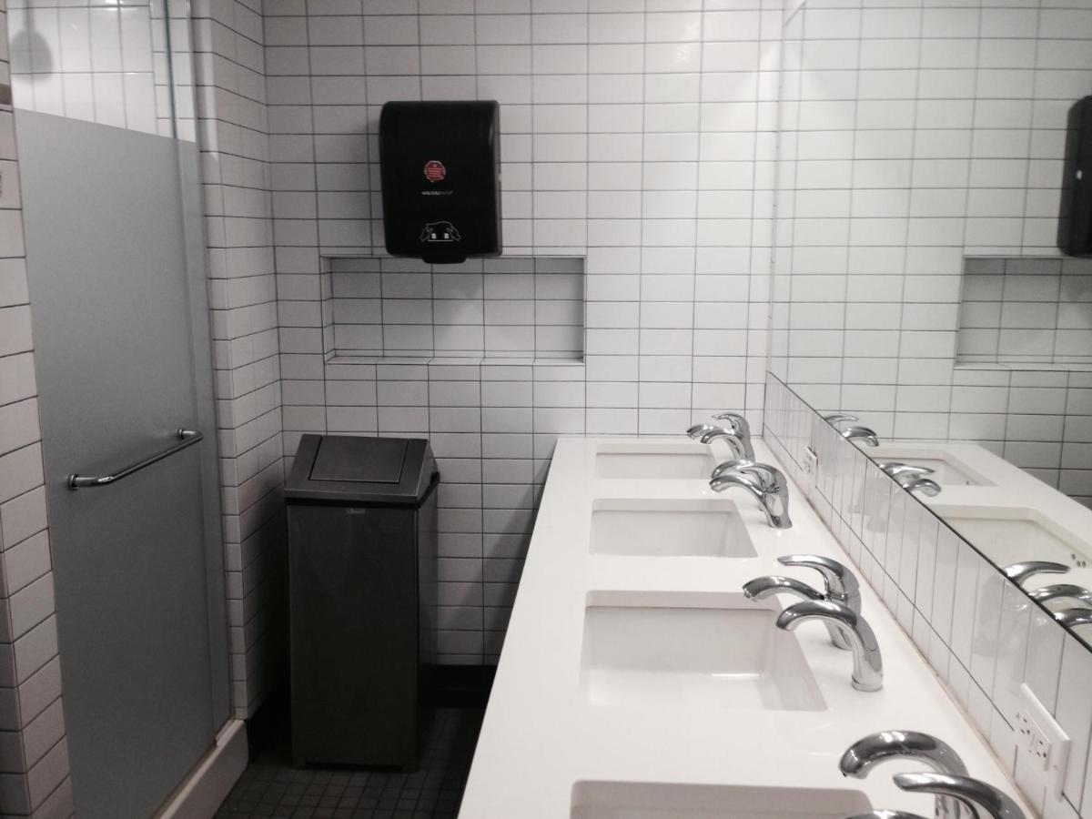 West Side YMCA - image 6