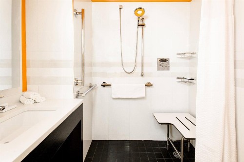 Courtyard by Marriott New York Manhattan/Central Park - image 44