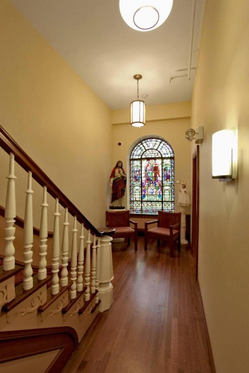 Leo House - image 16
