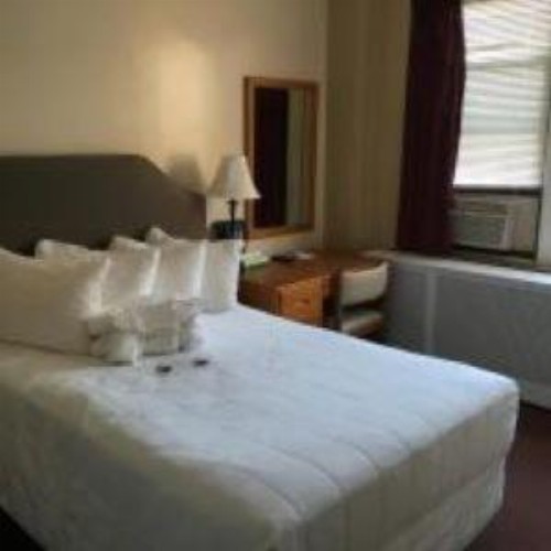 Leo House - image 4