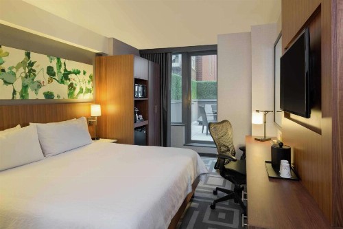 Hilton Garden Inn Central Park South - image 24