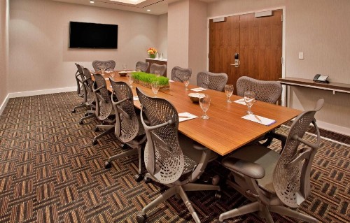 Hilton Garden Inn Central Park South - image 32