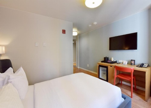 Hotel 32 32 - image 43