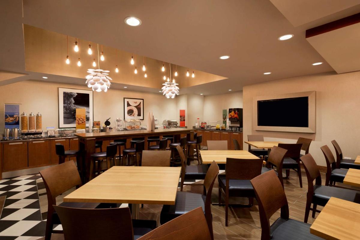 Hampton Inn Manhattan/Downtown- Financial District - image 7