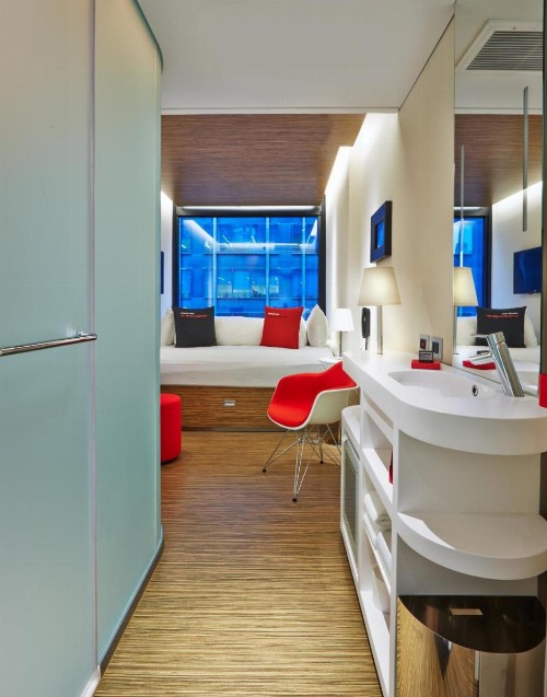 citizenM New York Times Square - image 2