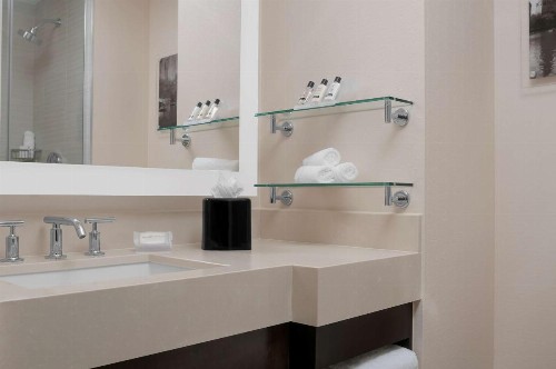 Hilton Garden Inn Times Square Central - image 10