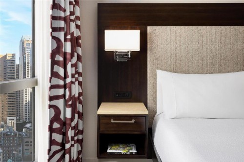 Hilton Garden Inn Times Square Central - image 30