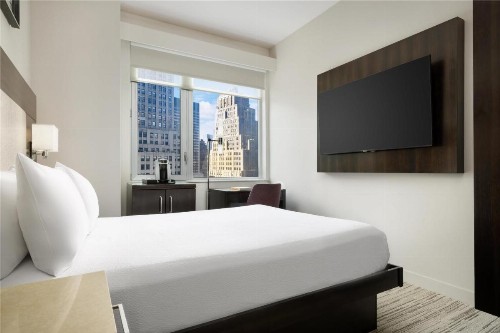 Hilton Garden Inn Times Square Central - image 41