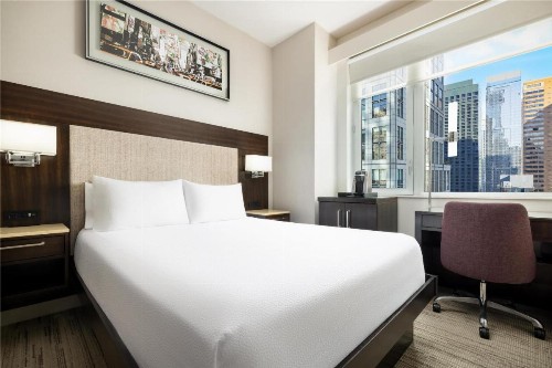 Hilton Garden Inn Times Square Central - image 42