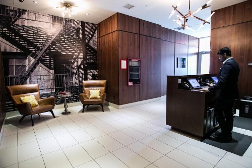 Leon Hotel LES - image 2