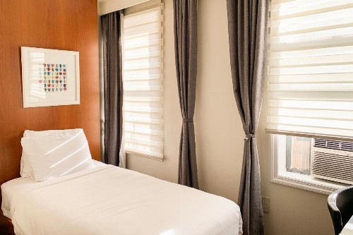 Midtown West Hotel - image 30