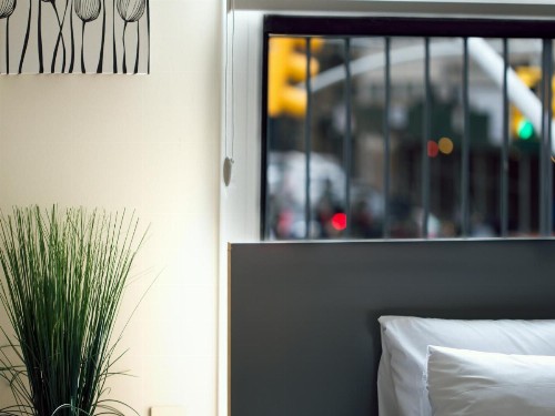 Midtown West Hotel - image 38
