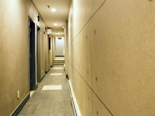 Midtown West Hotel - image 6