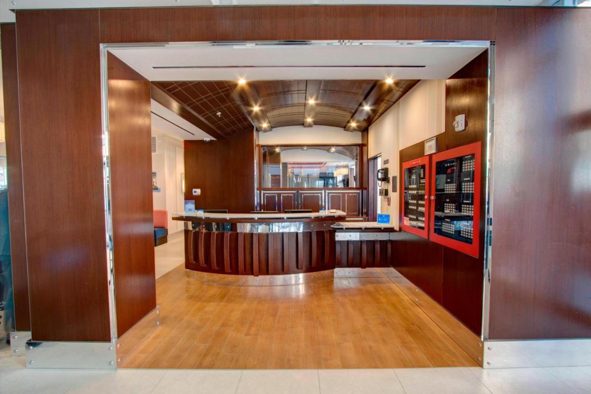 Fairfield Inn by Marriott New York Manhattan/Financial District - image 3