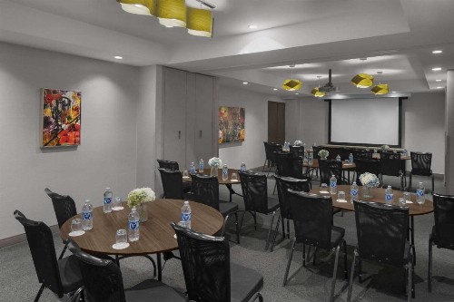 Cambria Hotel New York - Chelsea - image 13