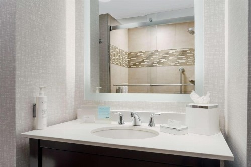 Hampton Inn Times Square Central - image 23