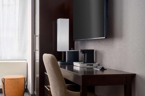 Hampton Inn Times Square Central - image 28