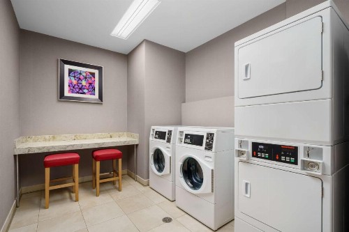 Hampton Inn Times Square Central - image 32