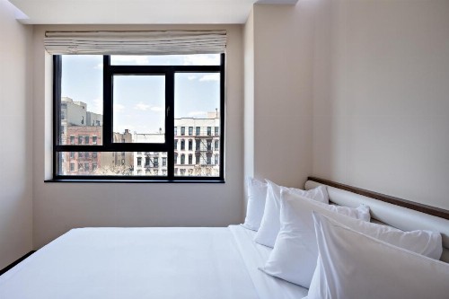 Orchard Street Hotel - image 14