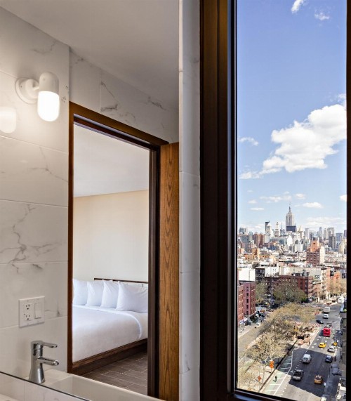 Orchard Street Hotel - image 34