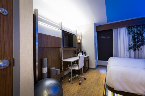 EVEN Hotel New York Times Square South an IHG Hotel - image 18