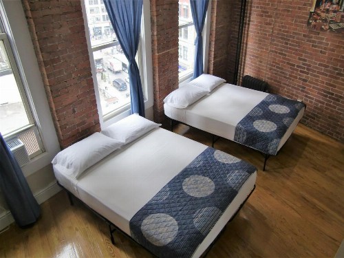 Studios Midtown Manhattan - image 4