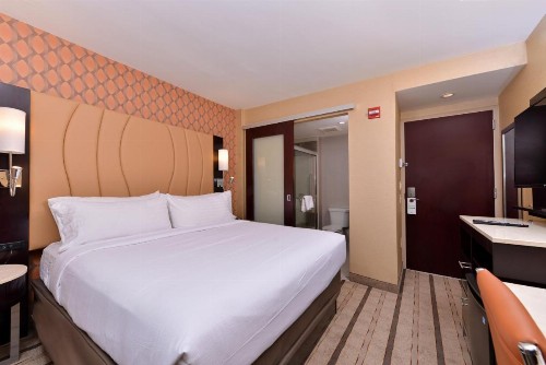 Holiday Inn New York City - Times Square an IHG Hotel - image 21